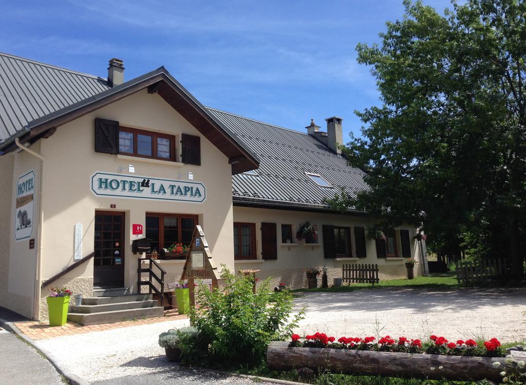 Hotel La Tapia Autrans-Meaudre-en-Vercors Eksteriør billede